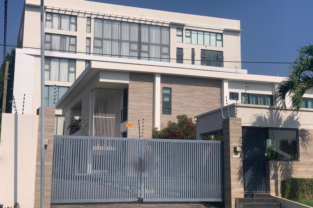 Image 2025-11-04 at 18.04.02