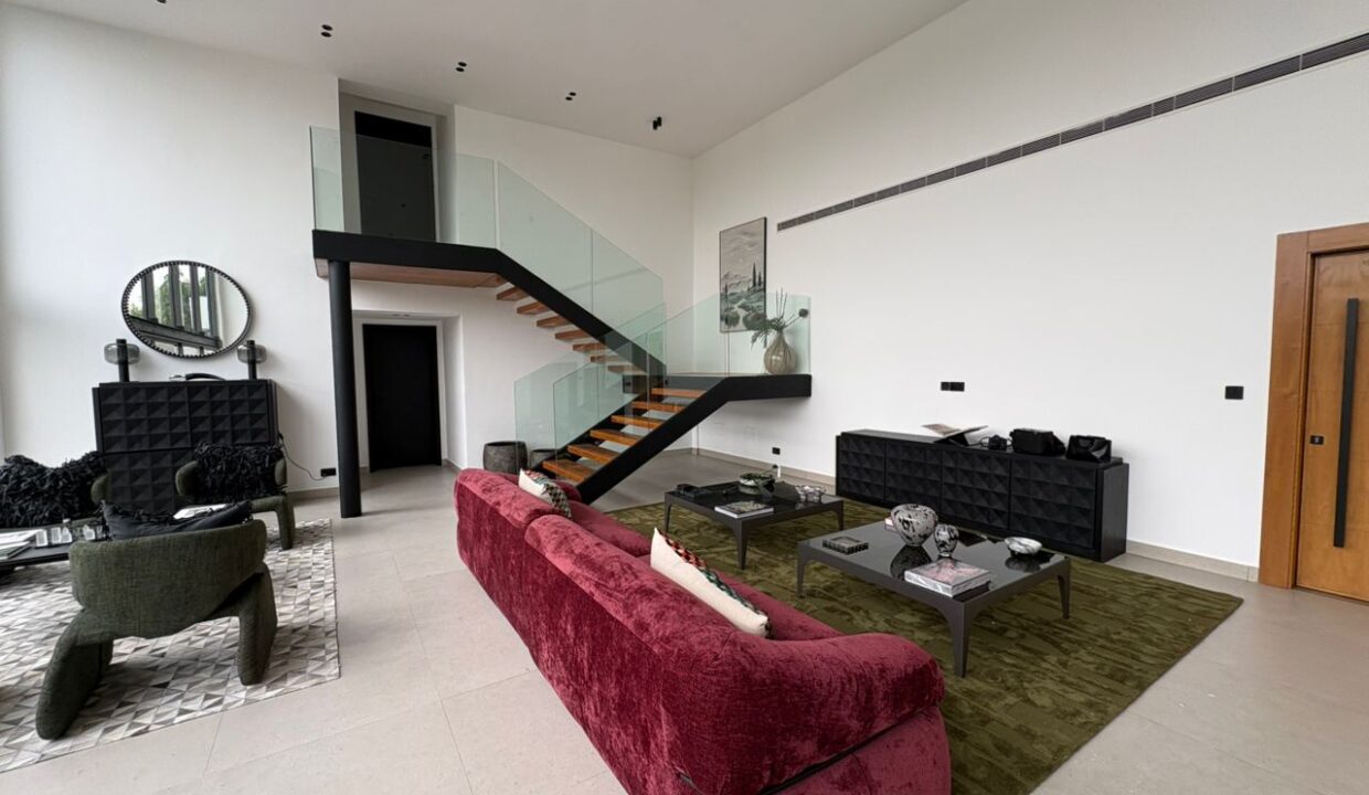 WhatsApp Image 2025-12-08 at 12.33.41 (3)