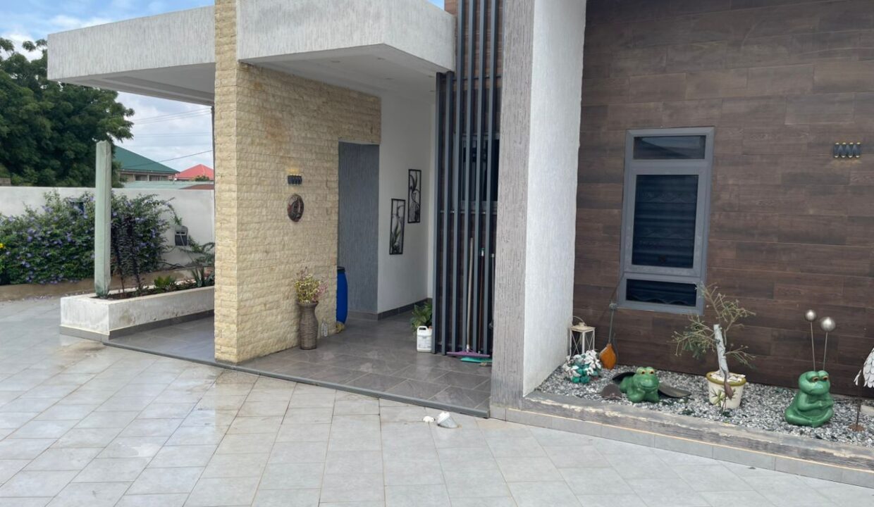 WhatsApp Image 2026-04-27 at 12.54.05 (4)