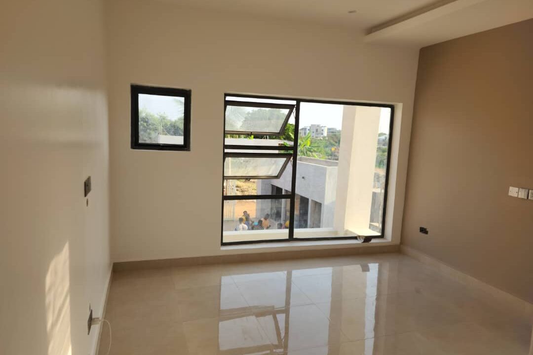 WhatsApp Image 2026-01-06 at 13.26.55 (3)